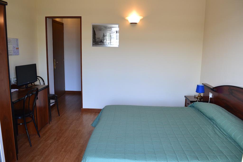 Albergo Elena Pianoro Zimmer foto